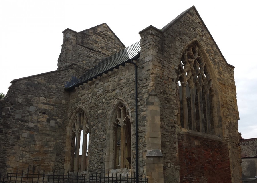 Holyrood Exterior - High Street